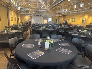 Banquet hall set for the dinner
